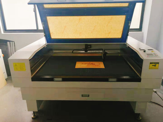 Μηχανή χαρακτικής κόψης λέιζερ CO2 40W 60W 80W 100W 150W 200W για κοπή υψηλής ακρίβειας