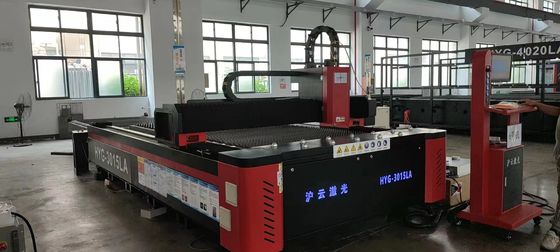 3015 Μηχανή κοπής με λέιζερ ινών 1000W 1500W 2000W 3000W με διαμόρφωση τύπου γάντρι